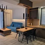 Your Escape To The Năvodari
