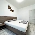 Your Escape To The Năvodari