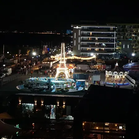 Your Escape To The شقة Năvodari