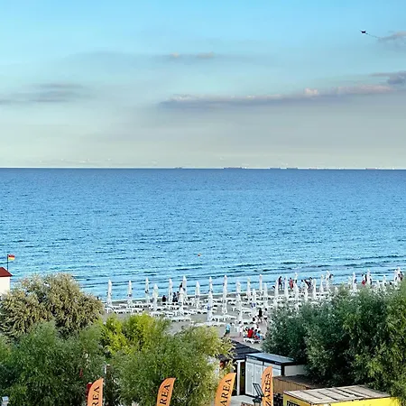 Your Escape To The Năvodari