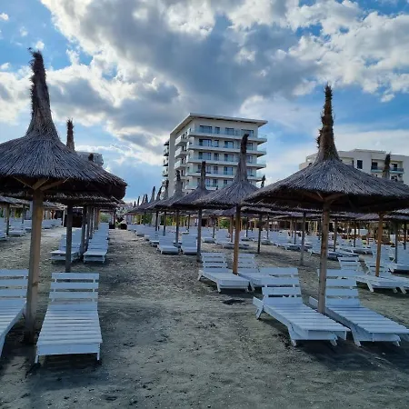 Your Escape To The * Năvodari