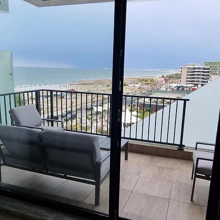 Your Escape To The Apartment *