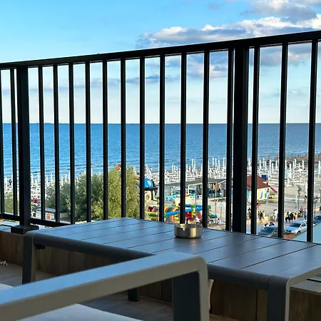 Your Escape To The Apartment *