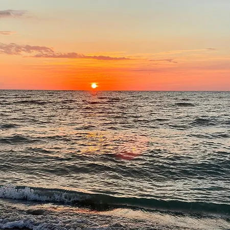 Your Escape To The アパート *