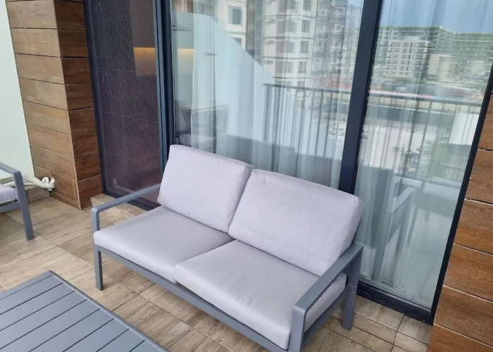 Your Escape To The アパート