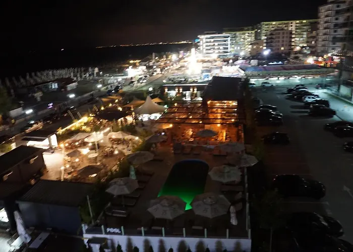 アパート Your Escape To The *