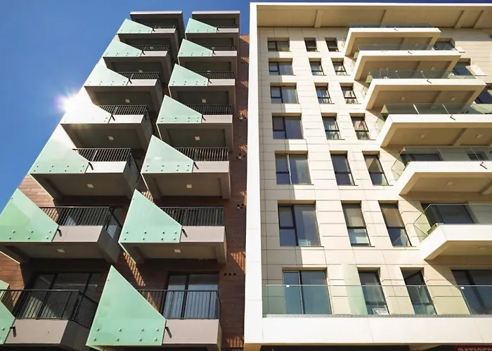 Your Escape To The アパート