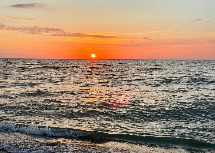 Your Escape To The アパート *